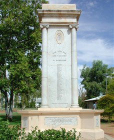 Charleville War Memorial - Accommodation in Brisbane 1