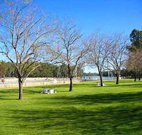 Lock 10 and Weir - Accommodation in Brisbane