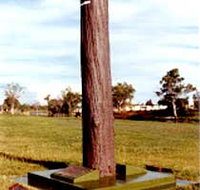 The Flood Memorial or The Stump - Accommodation in Brisbane