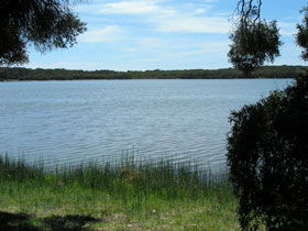 Lake Fellmongery Ski Lake - Accommodation in Brisbane 0