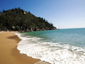 Horseshoe Bay - Accommodation in Brisbane 0