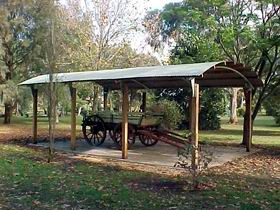 Umpherston Sinkhole - Accommodation in Brisbane 2