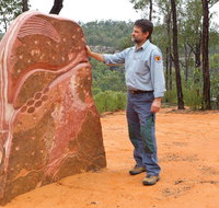 Sculptures in the Scrub walking track - Accommodation in Brisbane