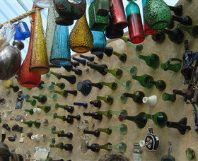 Aladdins Cave Bottlehouse - Accommodation in Brisbane 1