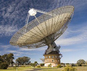 CSIRO Parkes Radio Telescope - Accommodation in Brisbane 0