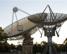 CSIRO Parkes Radio Telescope - Accommodation in Brisbane 1