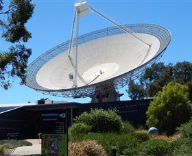CSIRO Parkes Radio Telescope - Accommodation in Brisbane 5