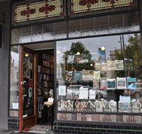 The Known World Bookshop  Boutique City Apartment - Accommodation in Brisbane