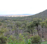 Ben Hall's Cave walking track - Accommodation in Brisbane