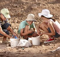 Mt Hay Gemstone Tourist Park - Accommodation in Brisbane