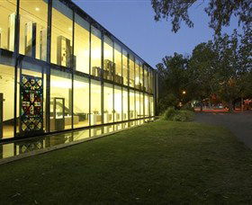 National Art Glass Collection - Accommodation in Brisbane 1