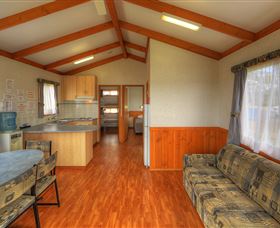 Inland Waters Holiday Parks Lake Burrendong - Accommodation in Brisbane 6