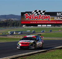 Winton Motor Raceway - Accommodation in Brisbane