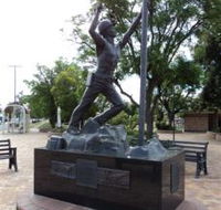 Miners Memorial Statue - Accommodation in Brisbane