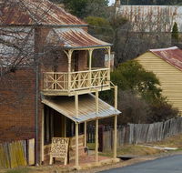 Village walking track - Accommodation in Brisbane