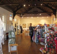 Gallery On Track - Accommodation in Brisbane