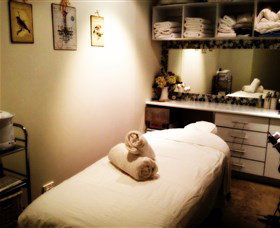 Refresh Face And Body - Accommodation in Brisbane 0