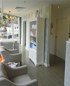 Refresh Face And Body - Accommodation in Brisbane 2