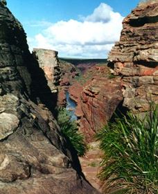 Inland Gorges - Accommodation in Brisbane 1