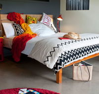 Deshons Retreat - Accommodation in Brisbane
