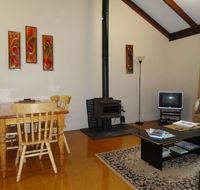 Tinglewood Cabins - Accommodation in Brisbane