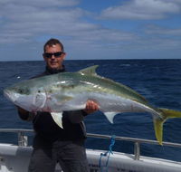 Reef Encounters Fishing Charters. - Accommodation in Brisbane