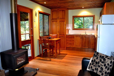Waterfall Hideout-Rainforest Cabin For Couples - Accommodation in Brisbane 0