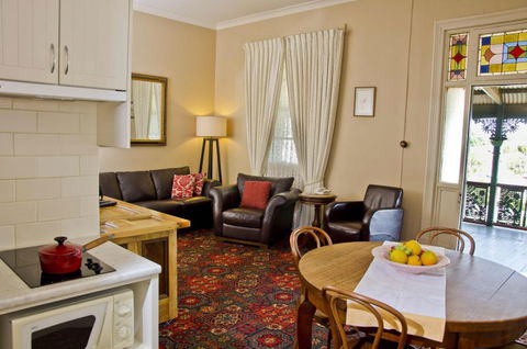 Imperial Fine Accommodation - Accommodation in Brisbane 3