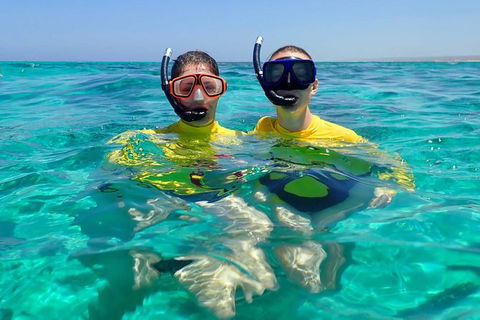 Lagoon Explorer - Ningaloo Reef Full-Day Kayaking And Snorkeling Adventure - Accommodation in Brisbane 3