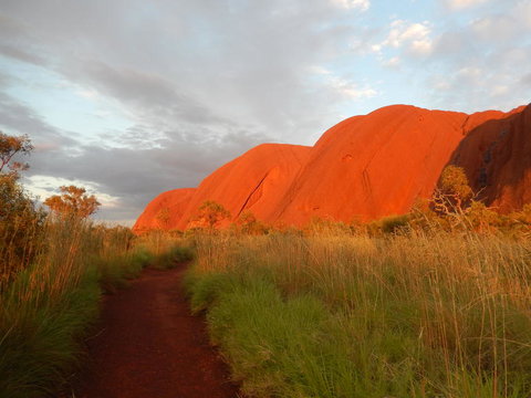 Uluru Sunrise And Guided Base Walk - Accommodation in Brisbane 3