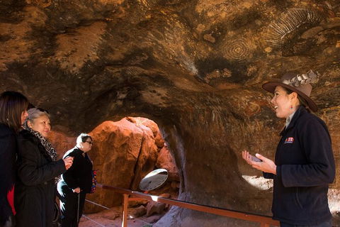 Highlights Of Uluru Including Sunrise And Breakfast - Accommodation in Brisbane 2