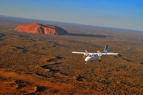 Scenic Flight: Uluru Rock Blast - Accommodation in Brisbane 2