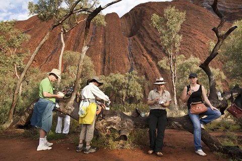 Full Uluru Base Walk At Sunrise Including Breakfast - Accommodation in Brisbane 0