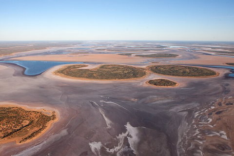 Scenic Flight: Gosses Bluff - Accommodation in Brisbane 5