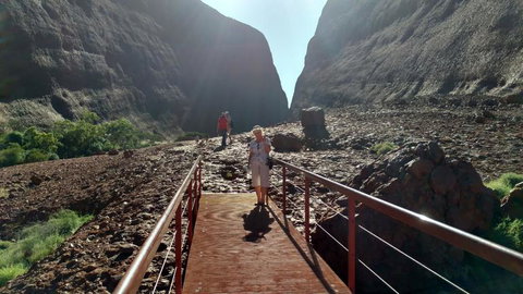3-Day Tour From Uluru (Ayers Rock) To Alice Springs Via Kings Canyon - Accommodation in Brisbane 7