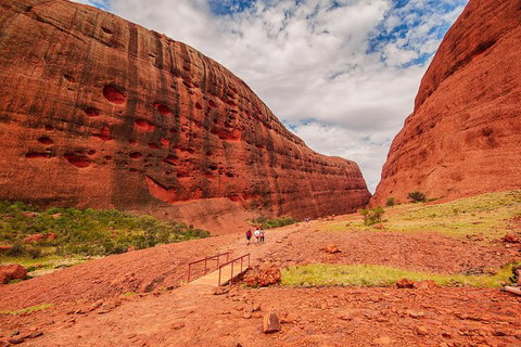 Kata Tjuta Sunrise And Valley Of The Winds Half-Day Trip - Accommodation in Brisbane 10