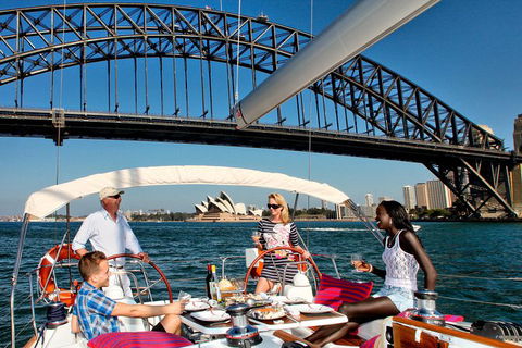 Sydney Harbour Luxury Sailing Trip Including Lunch - Accommodation in Brisbane 3