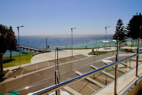 Ceduna Jetty - Accommodation in Brisbane 2