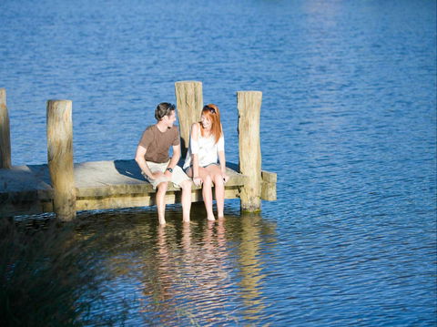 Lake Sambell - Accommodation in Brisbane 1