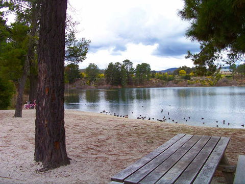 Lake Sambell - Accommodation in Brisbane 2