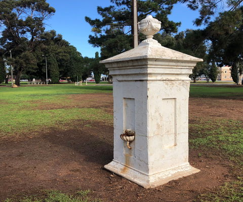 Bews Fountain, Kadina - Accommodation in Brisbane 0