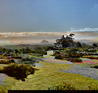 Glass House Mountains to Sunshine Coast Shores - Accommodation in Brisbane