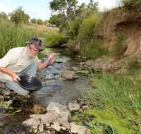 Gold Panning Deep Creek - Accommodation in Brisbane