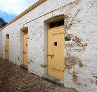 Police Lockup And Stables - Accommodation in Brisbane