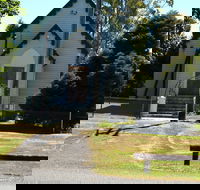 Waratah - Accommodation in Brisbane