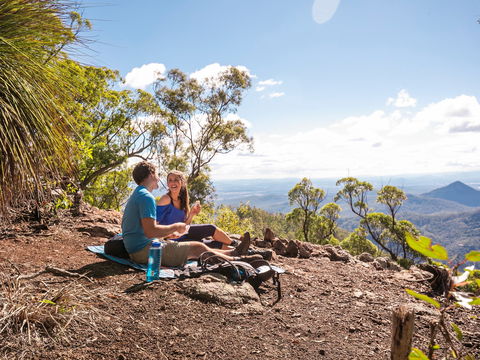Goolman Lookout Via Rocky Knoll Lookout Trail - Accommodation in Brisbane 0