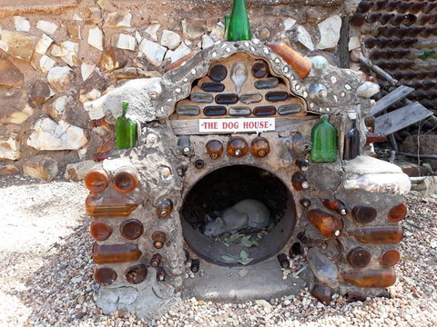 Bottle House And Mining Museum - Accommodation in Brisbane 2