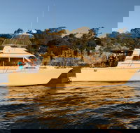 Cruising the  Swan River in at Sunset with Boutique Cruise - Accommodation in Brisbane