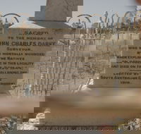 Darke's Grave - Accommodation in Brisbane