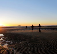 Far Beach - Accommodation in Brisbane